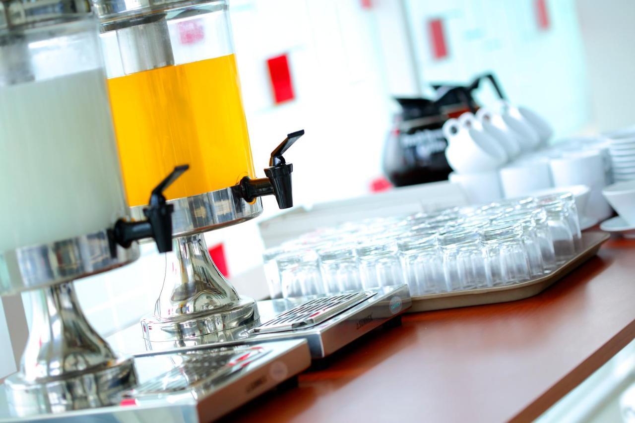 Amaris Hotel Cirebon Ngoại thất bức ảnh